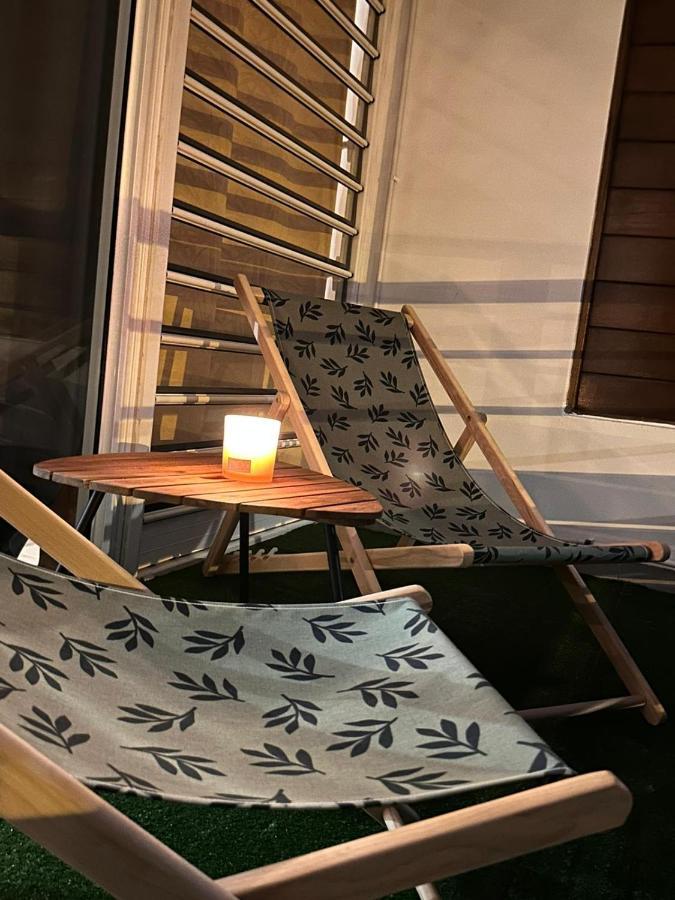 Le B96 Apartment Кайен Екстериор снимка